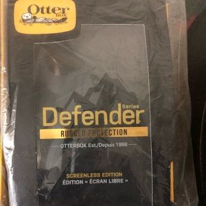 Otter Box iPhone 11 defender case
